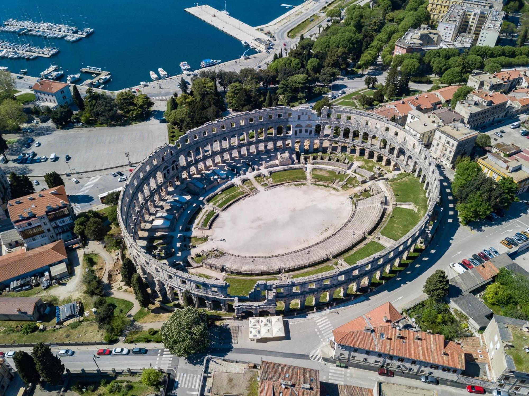 Feniks Fazana Apartman 외부 사진
